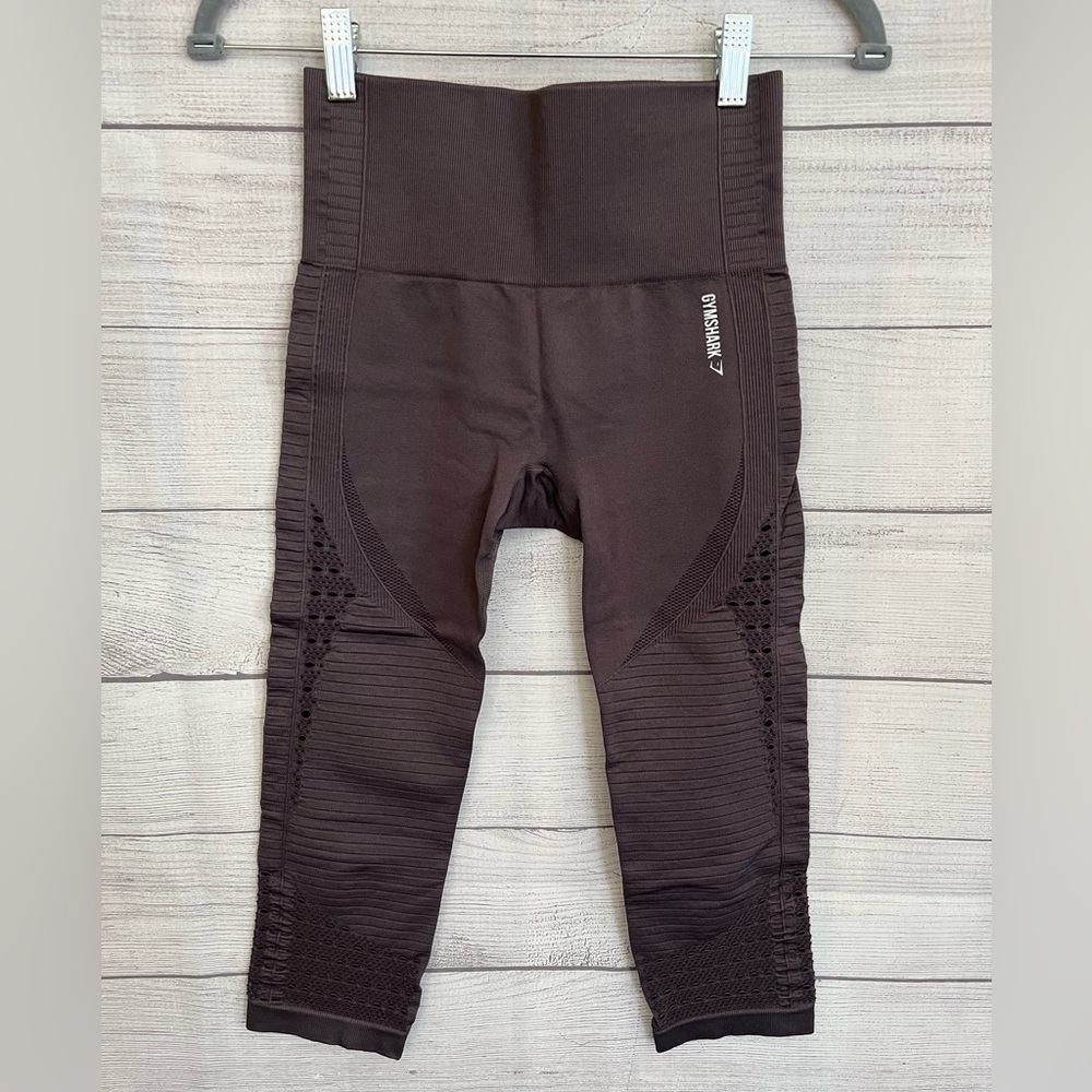 Gymshark | Women's Cropped Leggings Charcoal - Picture 2 of 8